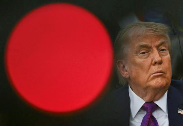 Le président américain Donald Trump dans le bureau ovale de la Maison Blanche, à Washington, le 11 mai 2026