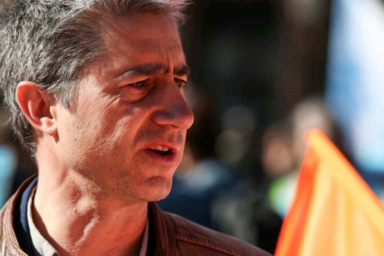 Le député de la Somme François Ruffin à la manifestation de salariés de Stellantis à Poissy (Yvelines), le 23 avril 2026