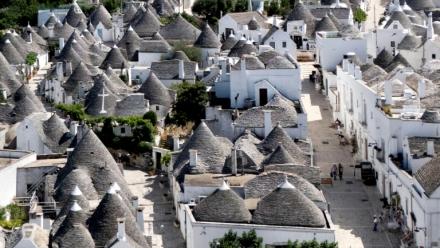 Des trulli à Alberobello, en Italie, le 24 juin 2026