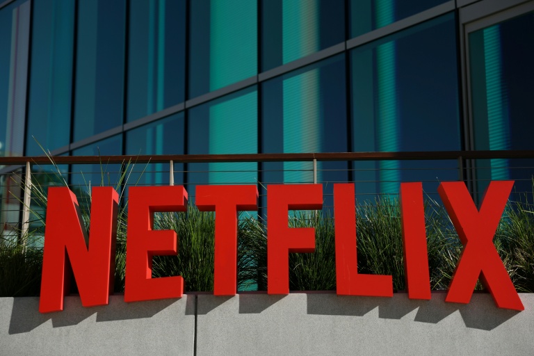 Le logo de Netflix devant ses bureau à Los Angeles, le 5 décembre 2025