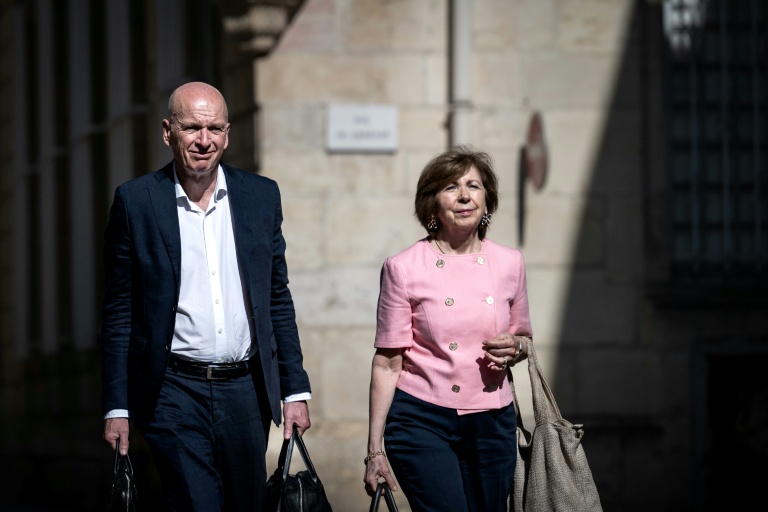 Les avocats des parents de Grégory Villemin, François Saint-Pierre et Marie-Christine Chastant Morand à Dijon le 27 mai 2027