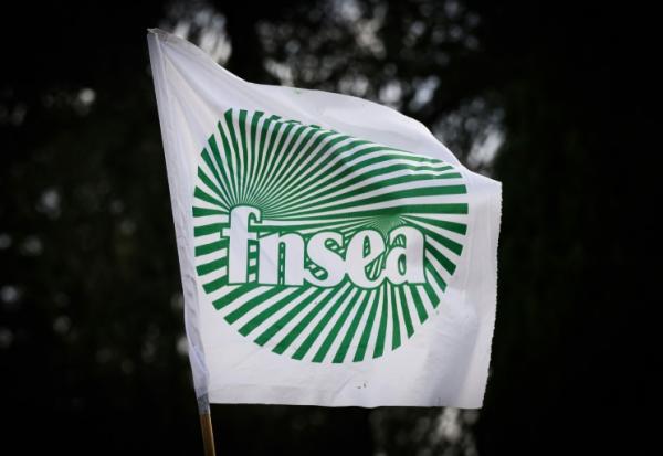 La première alliance syndicale agricole FNSEA-Jeunes Agriculteurs appelle ses troupes à se mobiliser jeudi et vendredi, contre les importations "aberrantes" qui minent selon elle l'agriculture française