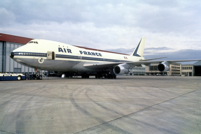 Un Boeing 747 d'Air France sur le tarmac de l'aéroport d'Orly en mai 1970