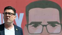 Le maire du Grand Manchester Mayor Andy Burnham lors du lancement de sa campagne à une élection législative partielle à Ashton-in-Makerfield, le 22 mai 2026