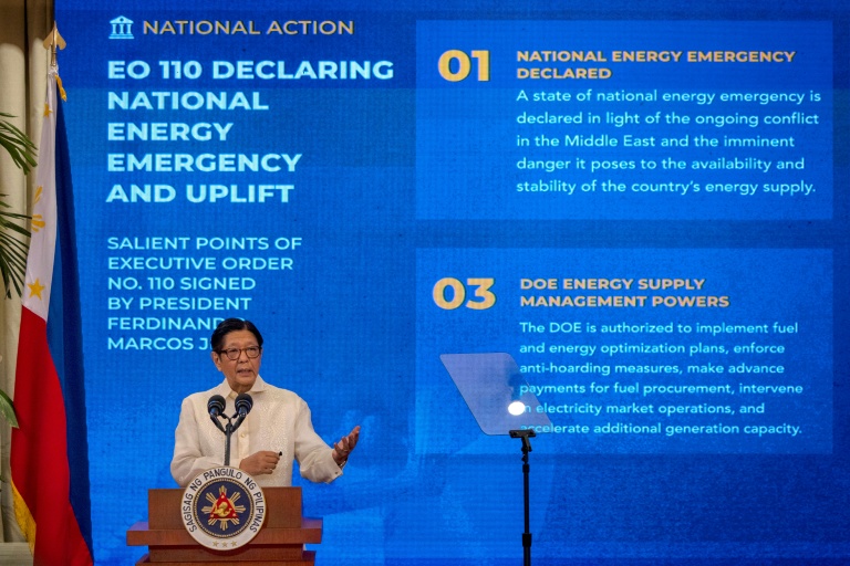 Le président philippin Ferdinand Marcos lors d'une conférence de presse à Manille, le 26 mars 2026