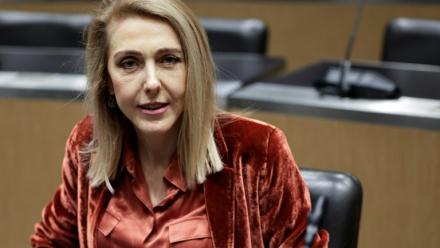 Sibyle Veil, la directrice générale de Radio France, avant une audition devant la commission d'enquête de l'Assemblée nationale sur l'audiovisuel public, le 17 décembre 2025 à Paris