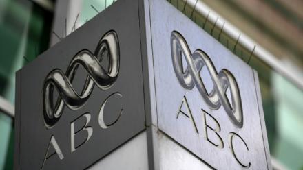 La justice australienne a condamné mercredi le média public ABC à payer des dommages supplémentaires à une journaliste radio licenciée pour une publication sur la guerre à Gaza