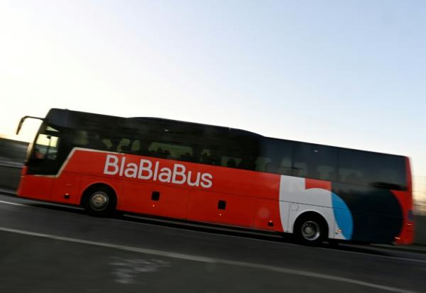 BlaBlaCar a annoncé vouloir arrêter son service de transports en autocar BlaBlaCar Bus, qui accumule les pertes