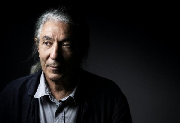 L'écrivain franco-algérien Boualem Sansal pose à Paris le 4 septembre 2015