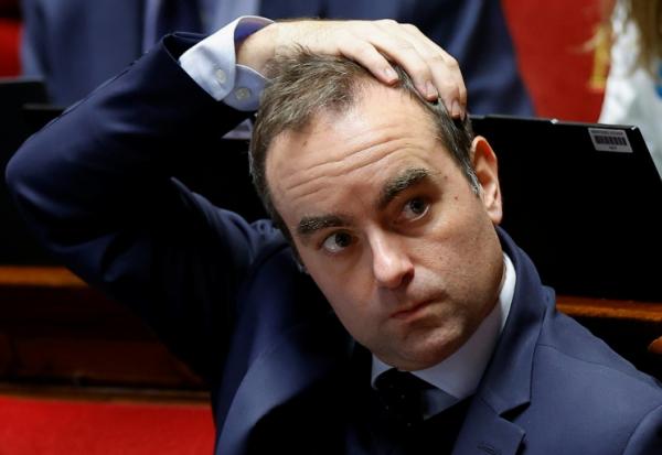 Le Premier ministre Sébastien Lecornu pendant l'examen du budget de la Sécurité sociale à l'Assemblée nationale, le 5 décembre 2025