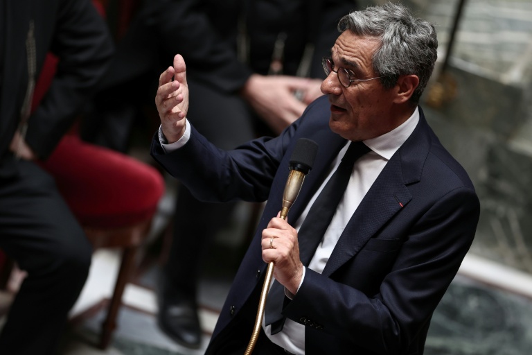 Le ministre du Commerce Serge Papin, à l'Assemblée nationale à Paris le 17 juin 2026.