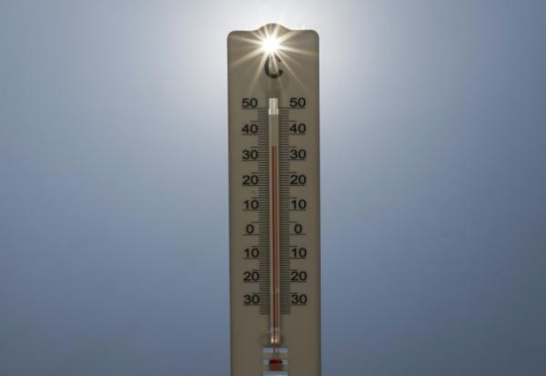 Plus d'un tiers des Français seront dimanche soumis au niveau maximal d'alerte canicule de Météo-France