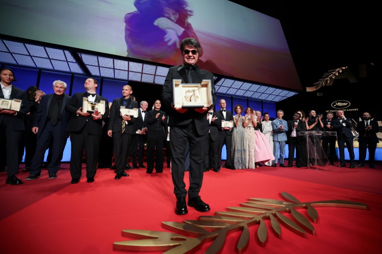 Le réalisateur iranien Jafar Panahi et sa Palme d'or pour le film