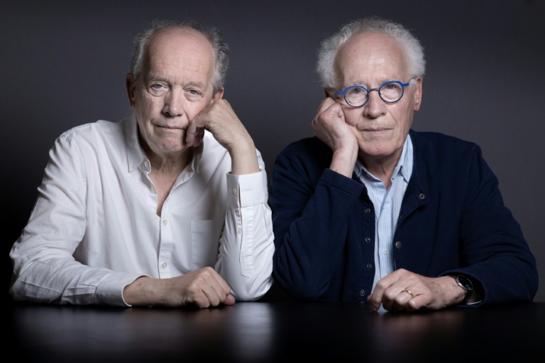 Les frères Luc (g) et Jean-Pierre Dardenne, le 5 mai 2025 à Paris