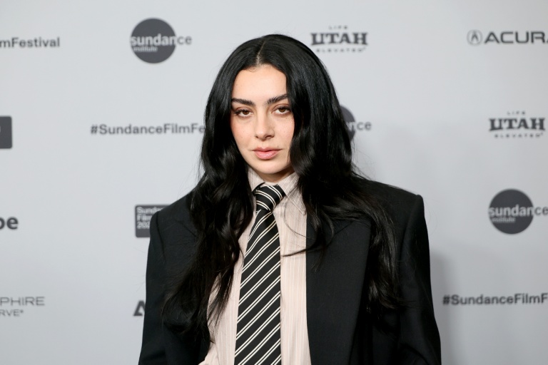 Charli XCX à la première du film 