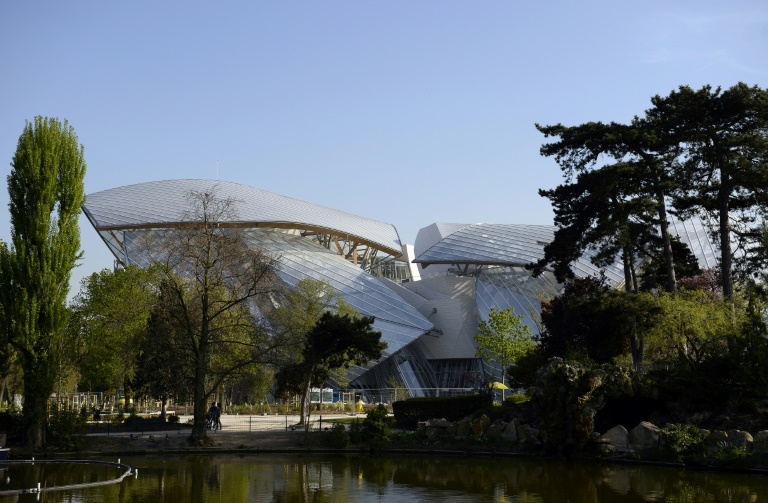 La Fondation Louis Vuitton réalisée par l'architecte américano-canadien Frank Gehry, le 10 avril 2014 à Paris