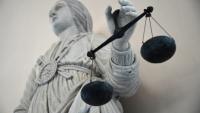 Trente-et-un an d'attente, 30 ans de prison requis: la peine maximale a été demandée jeudi contre Pascal Lafolie, jugé devant la cour d'assises de l'Aisne pour le meurtre en 1994 de Nadège Desnoix, lycéenne tuée à coups de couteau