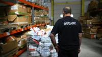  A partir de mercredi, les petits colis importés dans l'UE, jusqu'ici exemptés de droits de douane, seront soumis à une nouvelle taxe européenne