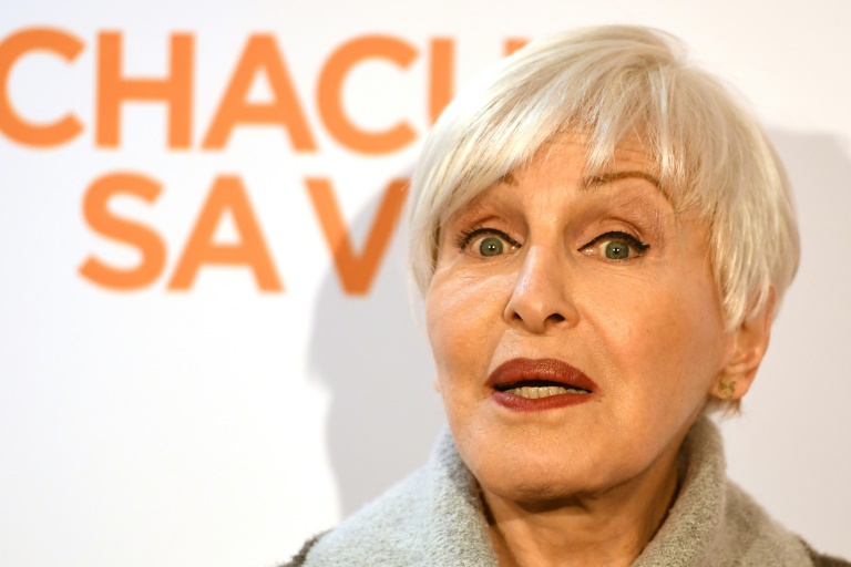 La chanteuse, danseuse et comédienne Nicole Croisille, à Paris le 13 mars 2017.