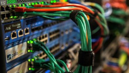 Une vague de cyberattaques, sans lien entre elles, occupe en ce moment la justice parisienne, avec de très jeunes suspects dans le piratage