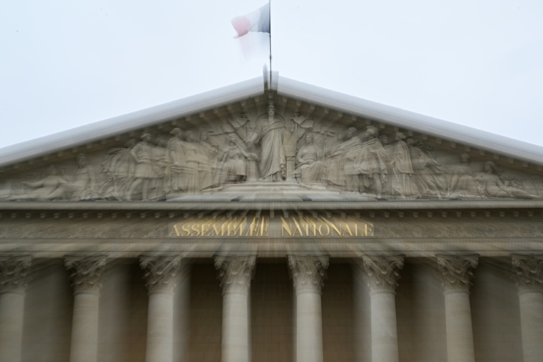 L'Assemblée nationale se saisit du projet de budget de la Sécurité sociale pour 2026, dont l'examen a été repoussé pour intégrer la suspension de la réforme des retraites