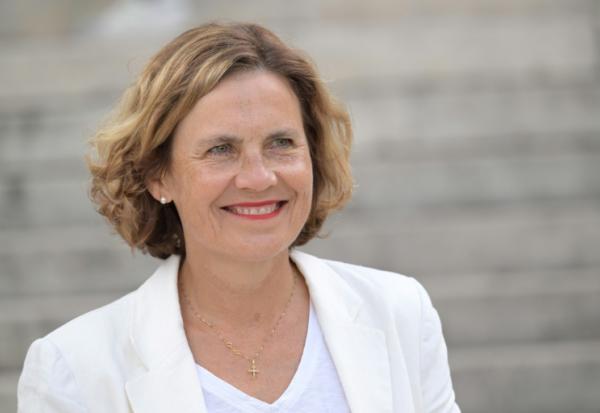 La députée Horizons Béatrice Bellamy, à l'Assemblée nationale, le 10 juillet 2024 à Paris, lors de la journée d'accueil à l'issue du second tour des élections législatives