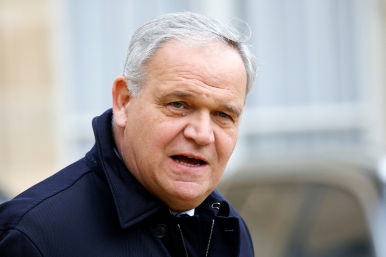 François-Noël Buffet, alors ministre attaché au ministre de l'Intérieur, à la sortie de l'Elysée, le 23 janvier 2025 à Paris