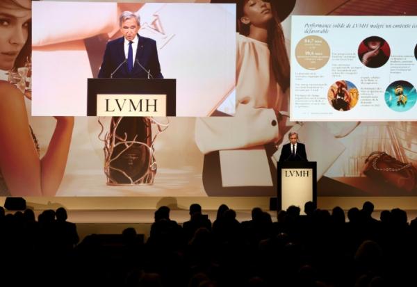 Bernard Arnault lors d'une assemblée générale des actionnaires du groupe LVMH, à Paris le 17 avril 2025 