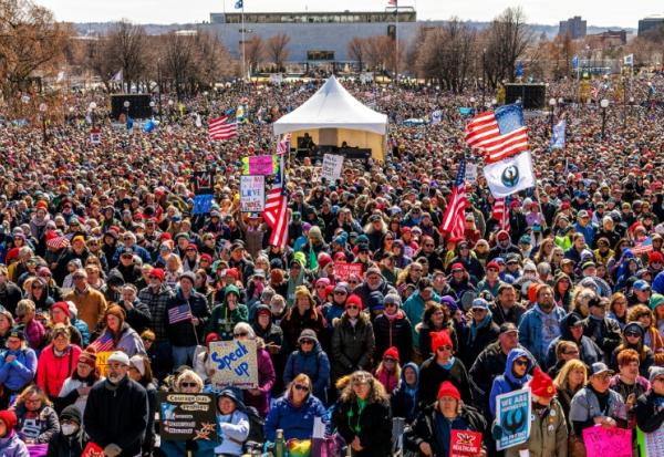 Manifestation No Kings contre Donald Trump à Saint Paul, Minnesota, le 28 mars 2026