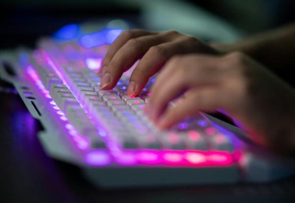Des hackers de plus en plus jeunes sont derrière des cyberattaques massives