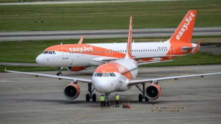 Des avions de la compagnie britannique EasyJet sur le tarmac de l'aéroport de Genève, le 11 juin 2026