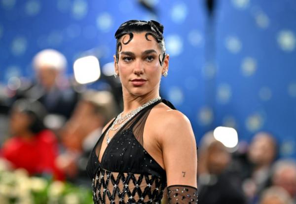 La star britannique Dua Lipa à New York le 5 mai 2025