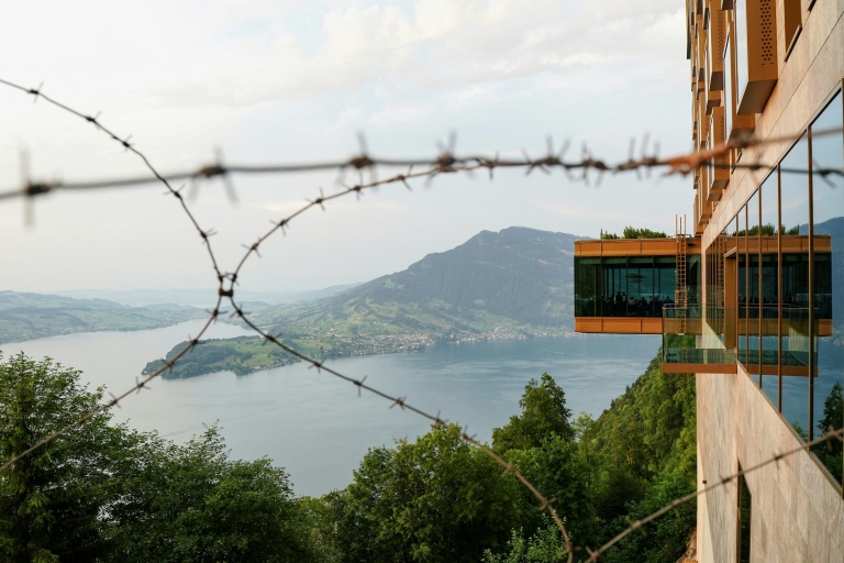 Le complexe hôtelier de luxe de Bürgenstock, dans les Alpes suisses, où se déroulent les négociations américano-iraniennes, le 21 juin 2026