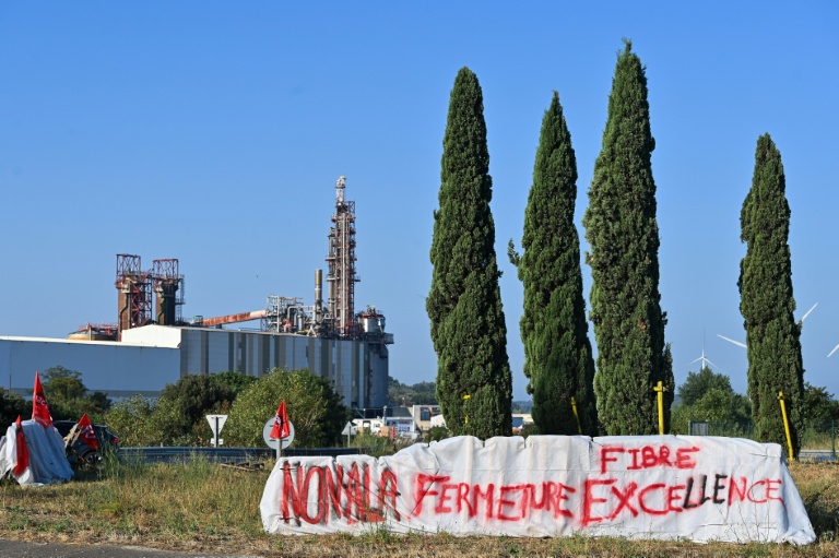 L'entrée de l'usine Fibre Excellence de Tarascon dans les Bouches-du-Rhône, le 29 juillet 2026