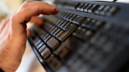 Un outil d'intelligence artificielle chinois, baptisé Artex, accusé par Séoul d'avoir été utilisé dans de récentes cyberattaques, a fermé son code source après avoir reconnu qu'il avait été détourné par des "acteurs malveillants"