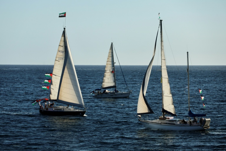(Photo d'archives) Une flottille transportant de l'aide humanitaire et des activistes propalestiniens et des droits humains part pour Gaza, le 12 septembre 2025 à Ajaccio (France)
