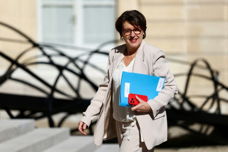La ministre de l'Agriculture, Annie Genevard, arrive à l'Elysée, le 26 mai 2026 à Paris