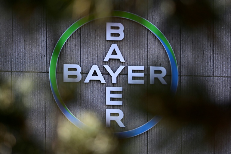 La Cour suprême des Etats-Unis a tranché en faveur du géant allemand de l'agrochimie Bayer, qui espère que cela rendra caduques des dizaines de milliers de plaintes visant son herbicide phare à base de glyphosate, le Roundup