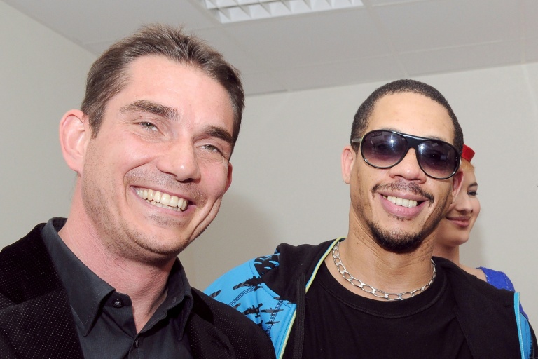 Le manager du groupe de rap 