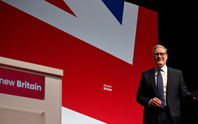 Le Premier ministre britannique Keir Starmer assiste à la première journée de la conférence annuelle du Parti travailliste à Liverpool, dans le nord-ouest de l'Angleterre, le 28 septembre 2025