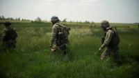 Des soldats ukrainiens dans un lieu non précisé dans l'est de l'Ukraine, le 6 juin 2025