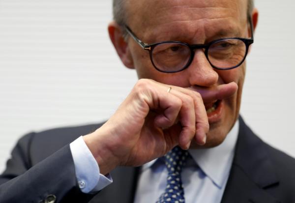 Le chancelier allemand Friedrich Merz, chef du parti conservateur Union chrétienne-démocrate (CDU), lors d'une réunion du groupe parlementaire de l'union des partis conservateurs CDU/CSU, le 2 décembre 2025 à Berlin