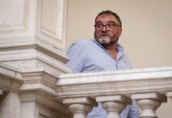 L'ancien anaesthetiste Frédéric Péchier à l'ouverture de son procès à Besançon, le 8 septembre 2025