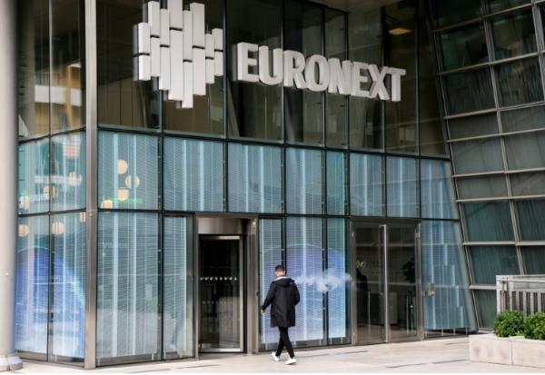 La place parisienne est l'une des seules places européennes à terminer nettement dans le vert jeudi