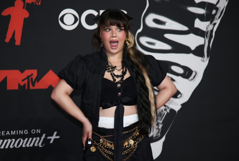 La chanteuse britannique Lola Young aux MTV Video Music Awards à l'UBS Arena d'Elmont, New York, le 7 septembre 2025