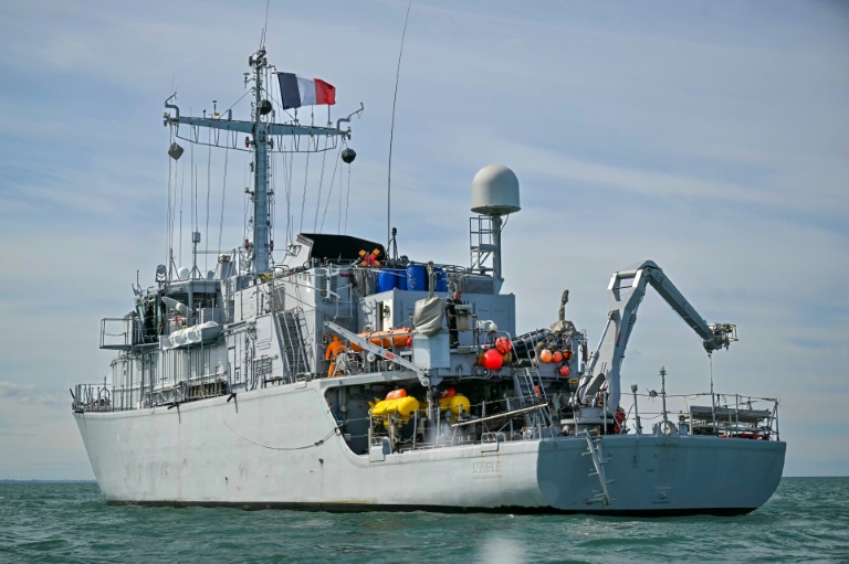 Le chasseur de mines tripartite L'Aigle au large de Dieppe, le 14 avril 2026 en Normandie