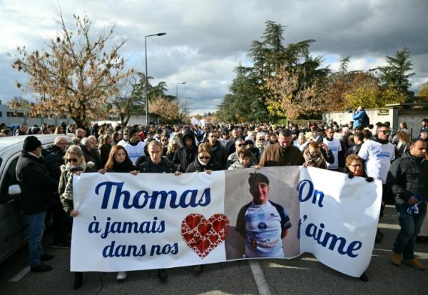 Marche blanche pour Thomas à Romans-sur-Isère le 22 novembre 2023