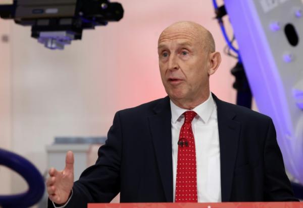 le ministre des Finances, John Healey, lors d'un discours à Coventry (centre du Royaume-Uni) le 7 septembre 2026