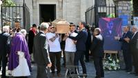 Dernier hommage au DJ français Kavinsky décédé à 50 ans, lors d'obsèques célébrées en l'église Saint-Pierre-de-Montmartre à Paris, le 12 juillet 2026