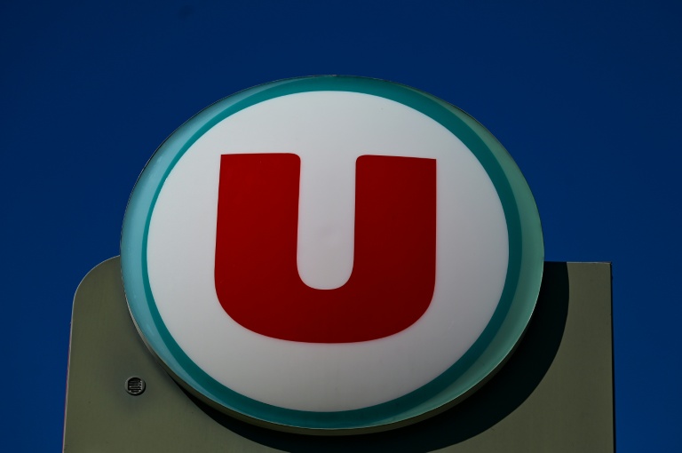 Coopérative U prévoit pour sa part le déploiement du dispositif sur 220 produits proposés aux magasins U dès fin janvier avec la collection Printemps-Été 2026